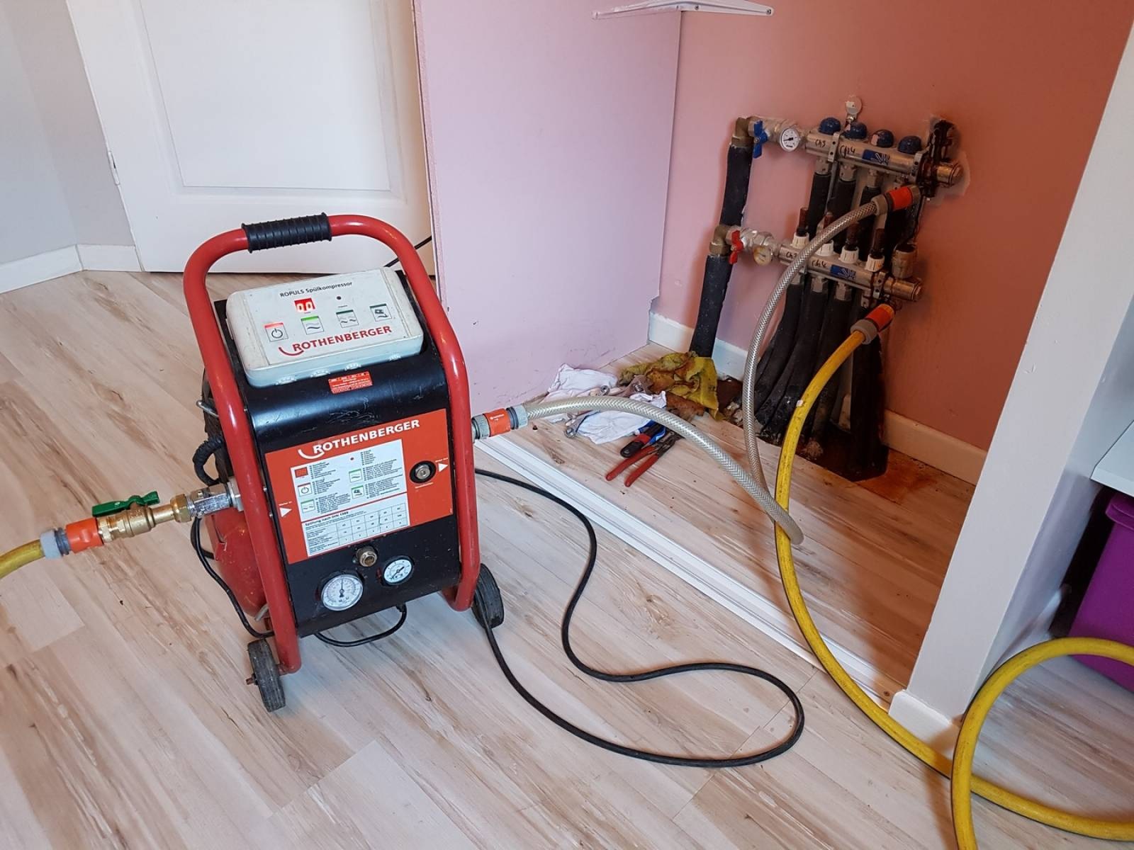 Tepeüstü Vaillant Hermetik Şofben Petek Temizliği